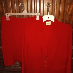 *Women's Skirt Suit set in a beautiful red color size L